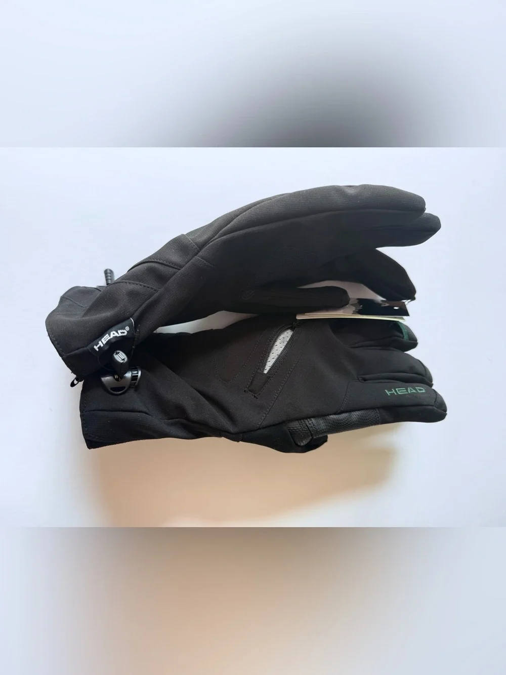 HEAD Women's Ski Gloves Black Medium DuPont Sorona Insulation Cold Weather New